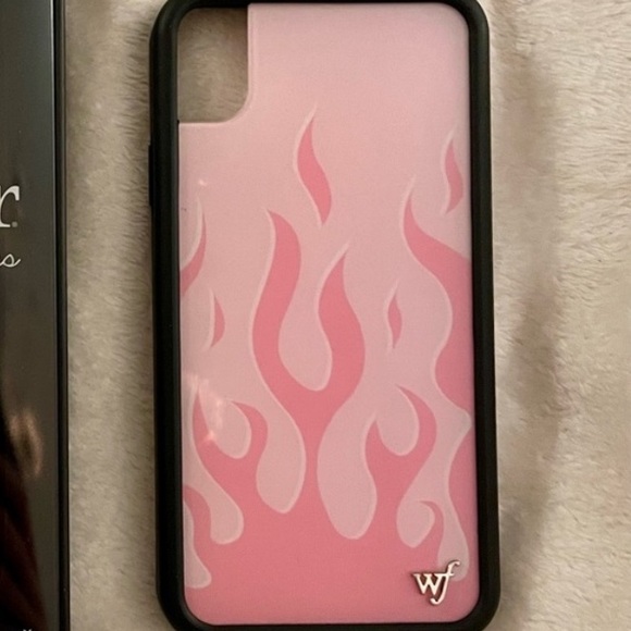 Pink flames Wildflower XR case iPhone phone accessories accessory urban - Picture 2 of 7